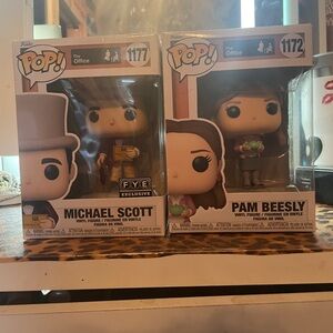 Funko Pop! The Office Michael Scott and Pam Beesly Exclusive Figures